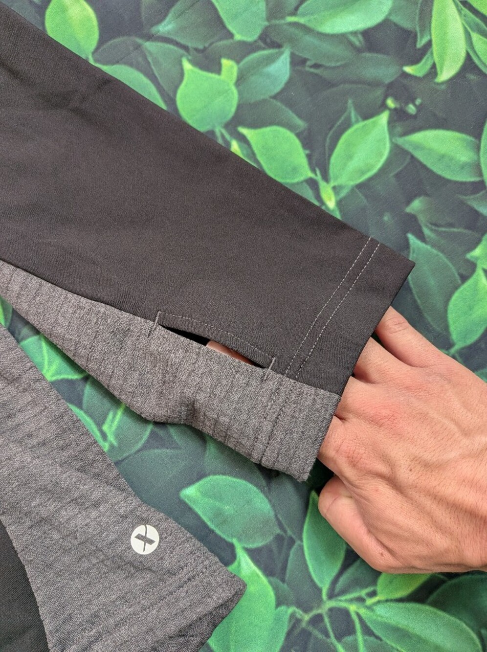 Xersion Long-Sleeve Raglan Shirt For Cold Weather Performance - Picture 4 of 9